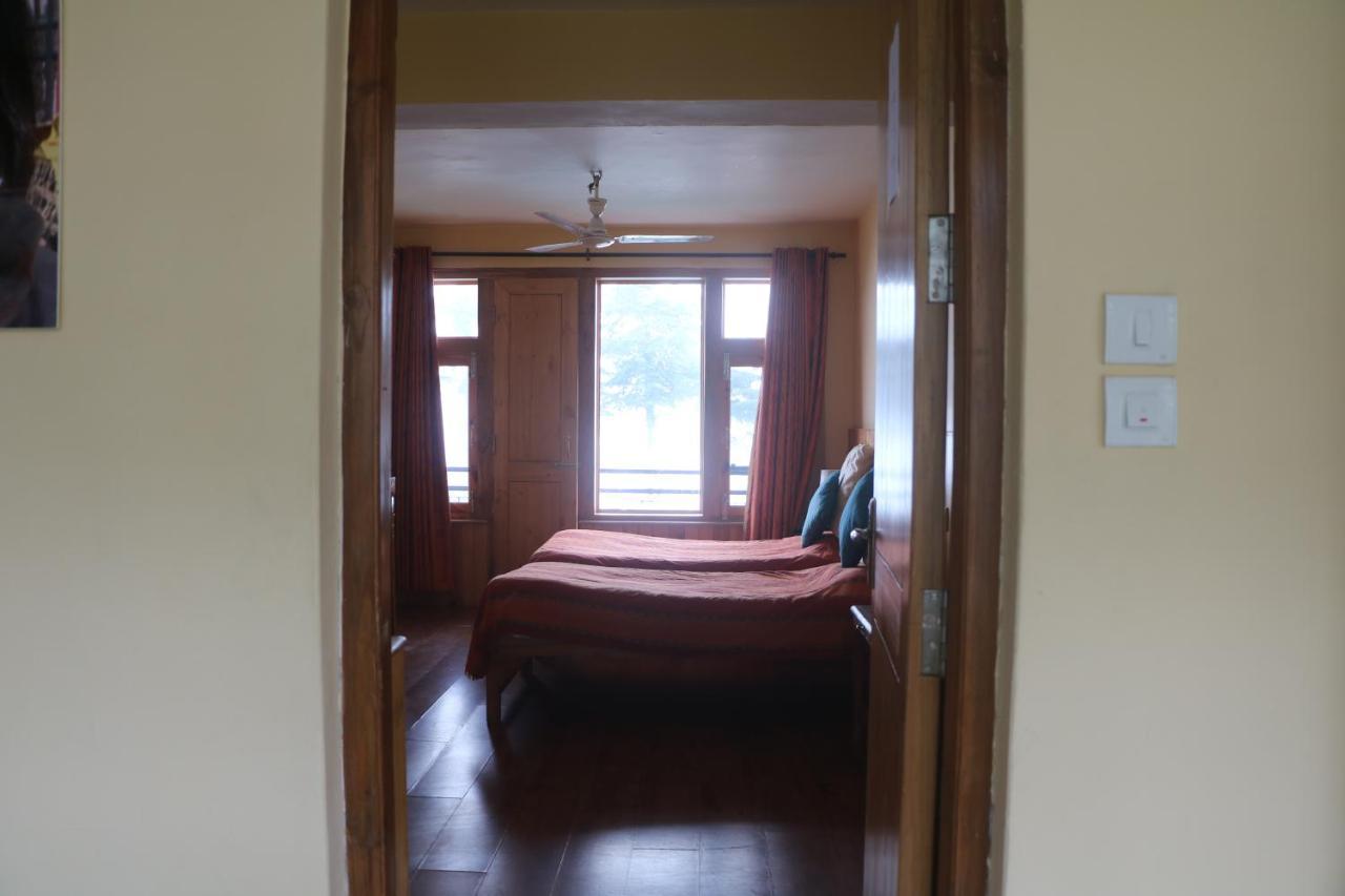 Pema Thang Hotel Kangra Bagian luar foto